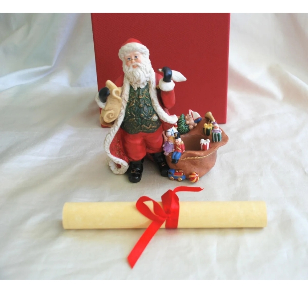 Retired PartyLite "Checking His List" Tealight Candle Holder